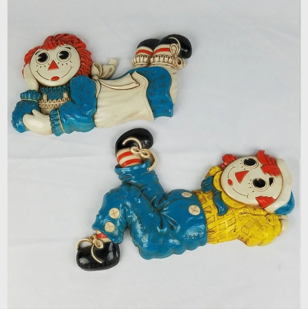 Vintage bobbs merrill raggedy‎ ann and raggedy andy wall decor plaques plastic
